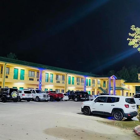Scottish Inn & Suites Hankamer Dış mekan fotoğraf