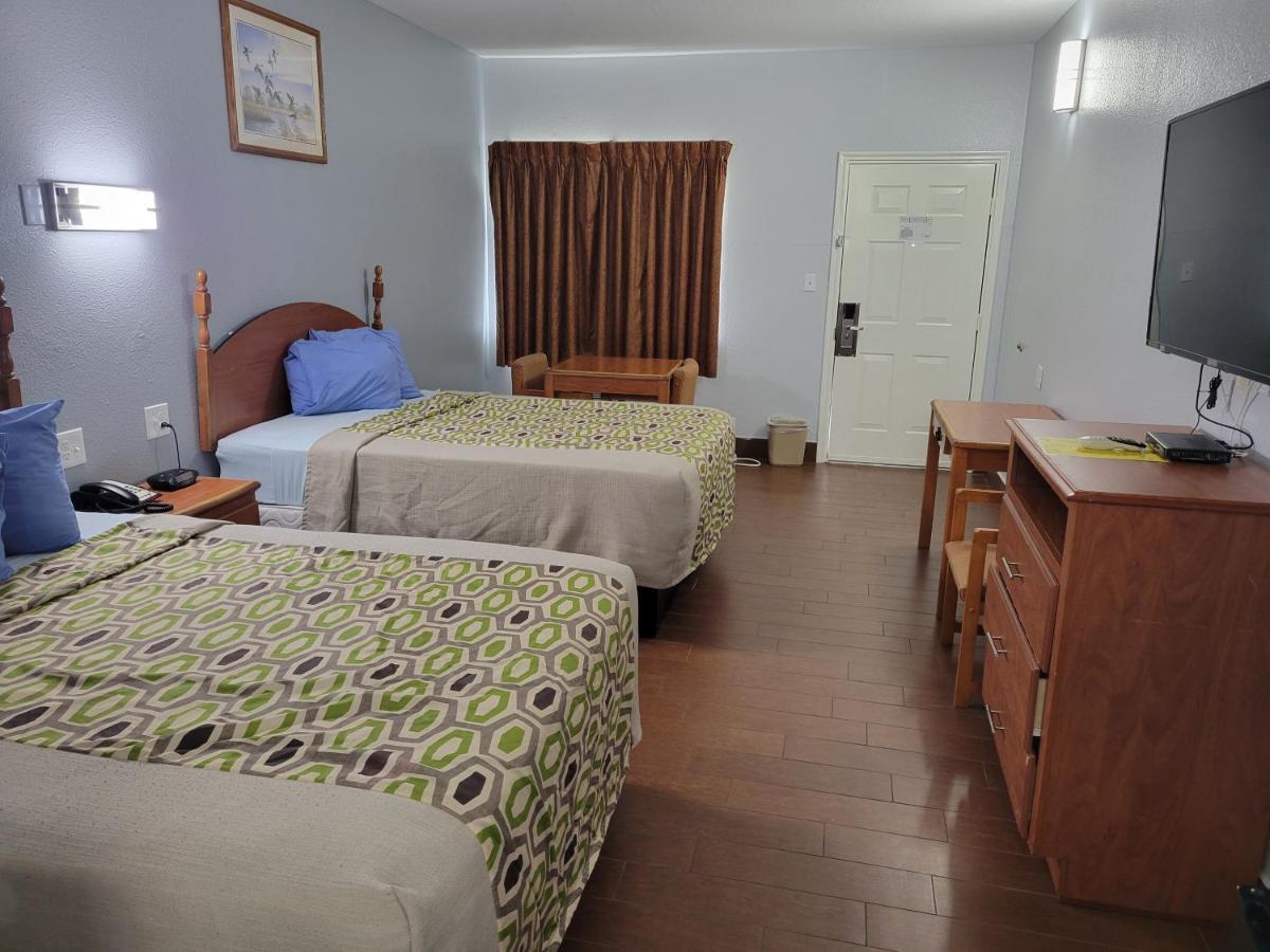 Scottish Inn & Suites Hankamer Dış mekan fotoğraf