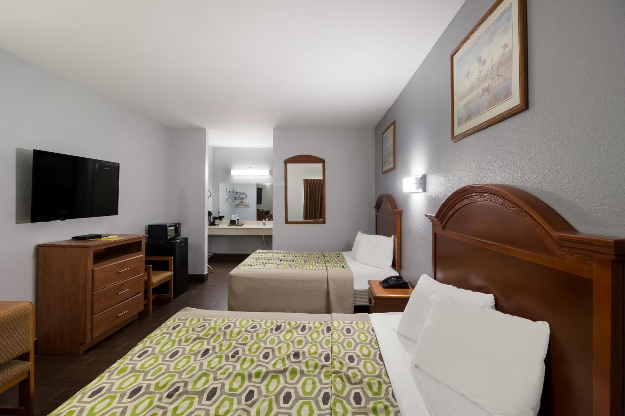 Scottish Inn & Suites Hankamer Dış mekan fotoğraf