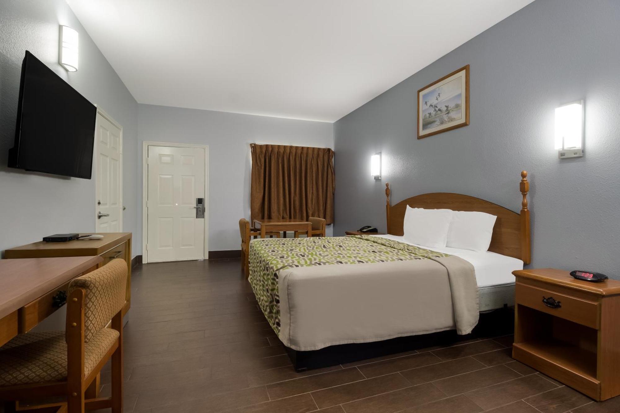 Scottish Inn & Suites Hankamer Dış mekan fotoğraf